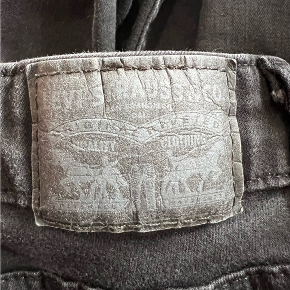 Levi’s 721 High Rise Skinny Washed Faded Black Denim - Picture 14 of 14